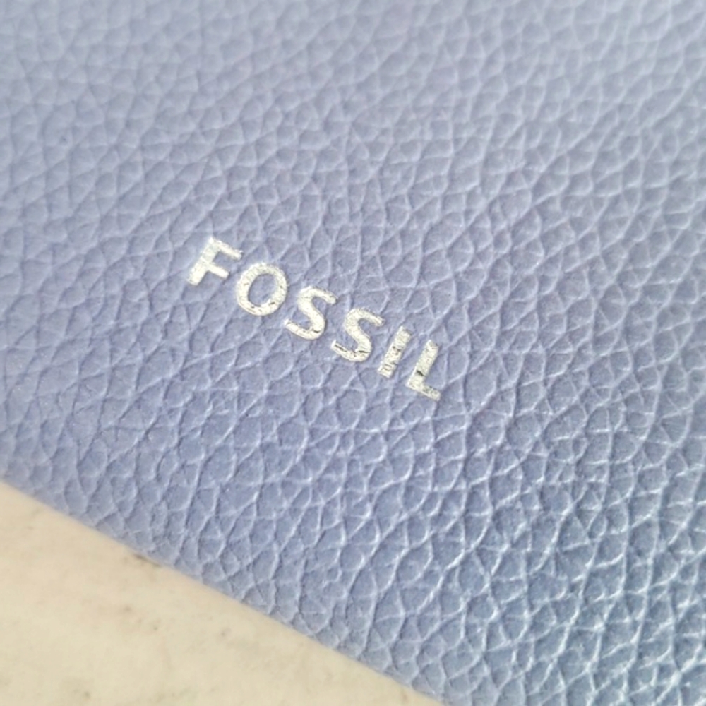 Fossil Leather Wallet Blue - Picture 2 of 8
